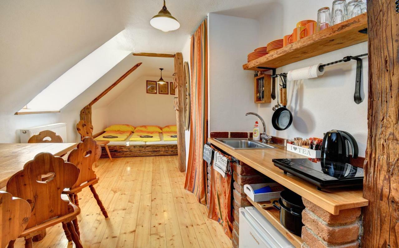 Apartman U Brany 프라차티체 외부 사진